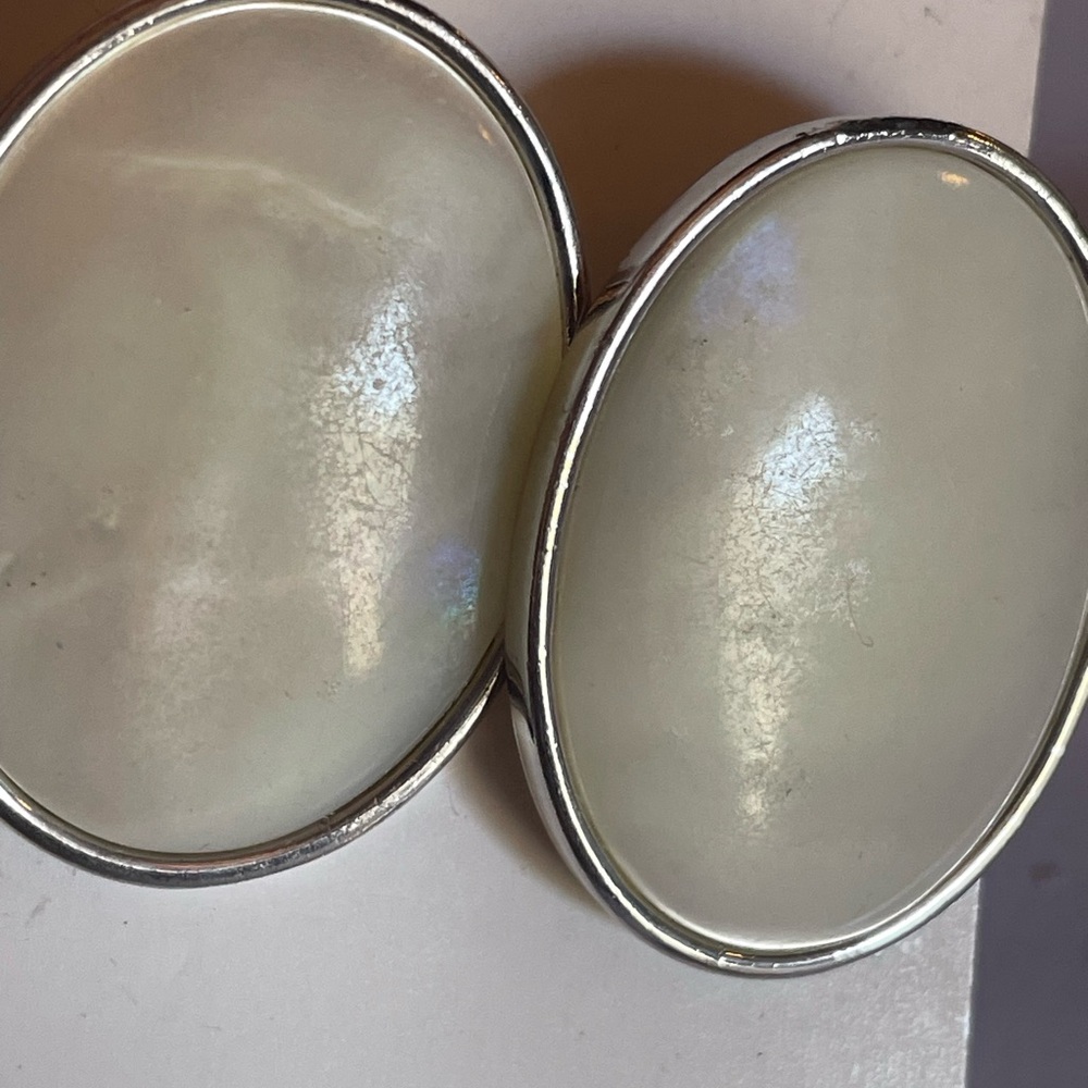 Mother of Pearl Oval Clip-On Earrings - Iridescent White - Picture 2 of 7